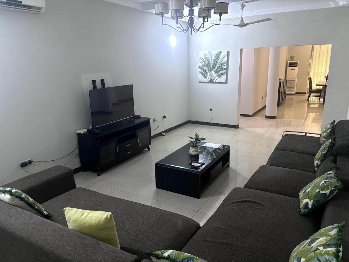 Takako Court Luxury Houses & Apartments, East Legon Accra Exterior photo